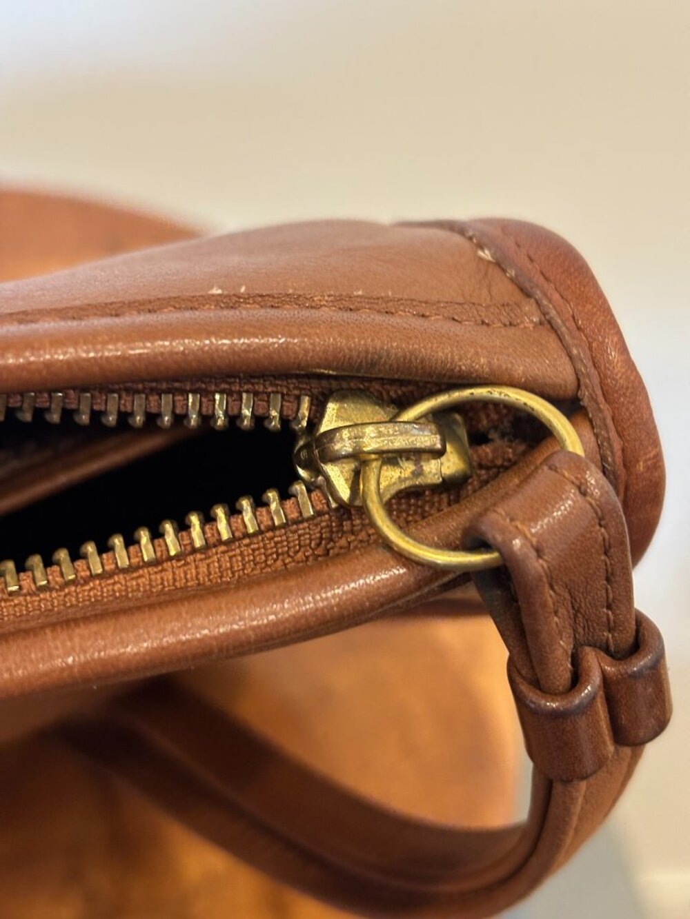 Vintage Coach Bag Purse #9968 Mitchell Leather Zip Top - British Tan - Picture 4 of 15